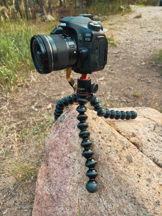 lightweight tripod for dslr camera