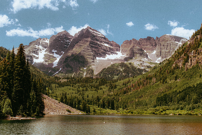 maroon bells crater lake hike